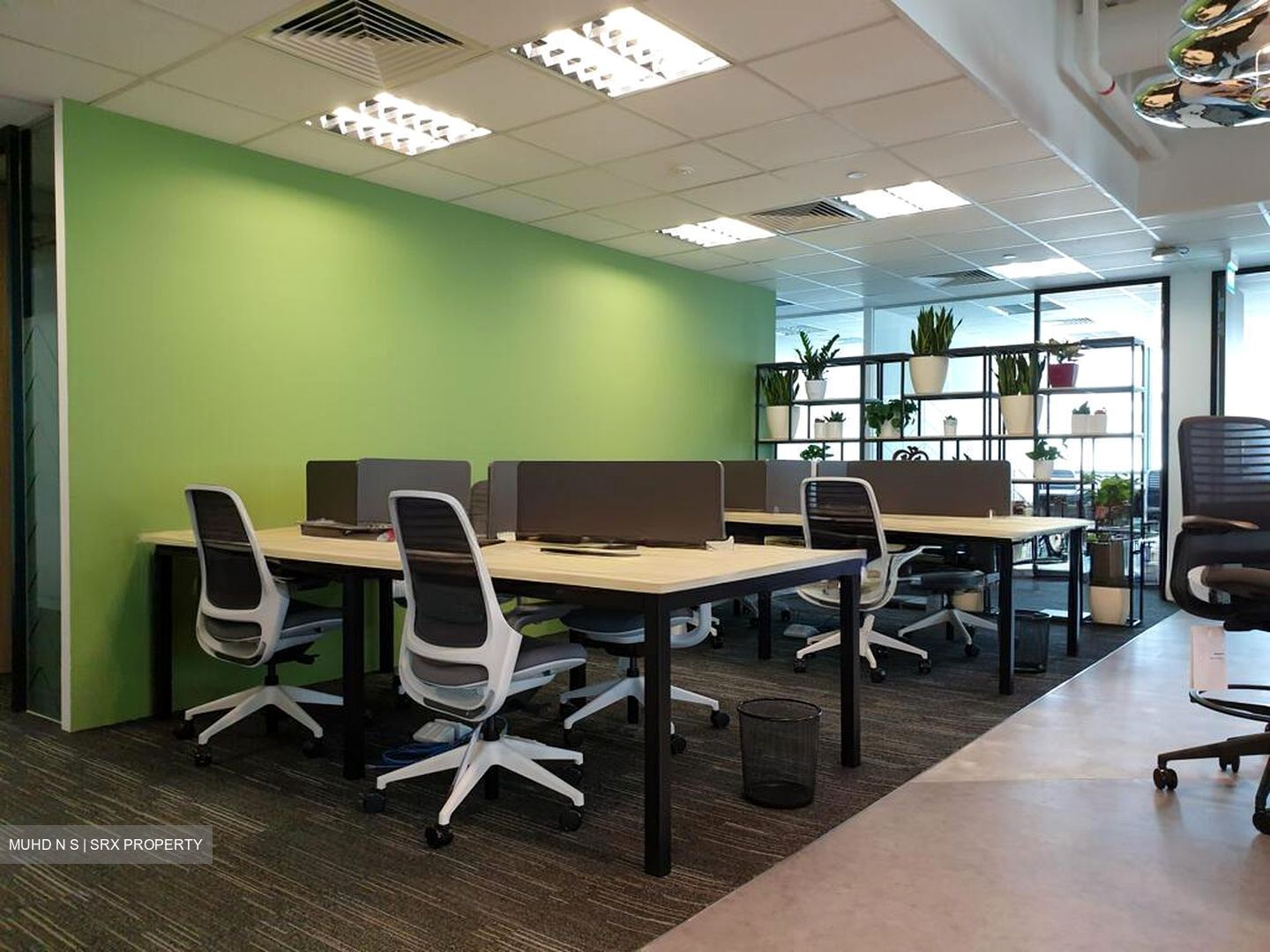 Odeon Towers (D7), Office #576820601